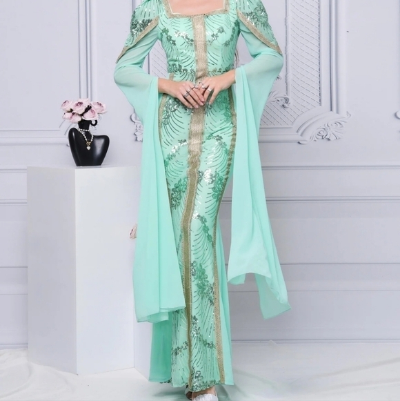 Mint Square Neck, Contrast Sequined, Split Thigh, Long Sleeved,  Mermaid Gown - Picture 10 of 16